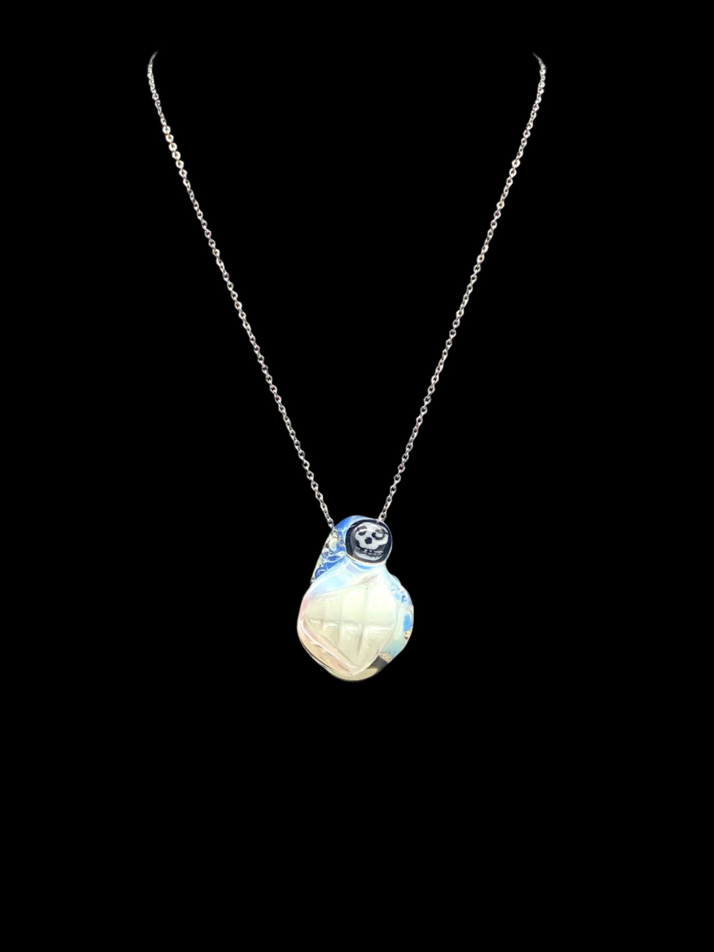 Dawg House Glass Pendant (Rolemodelglass)