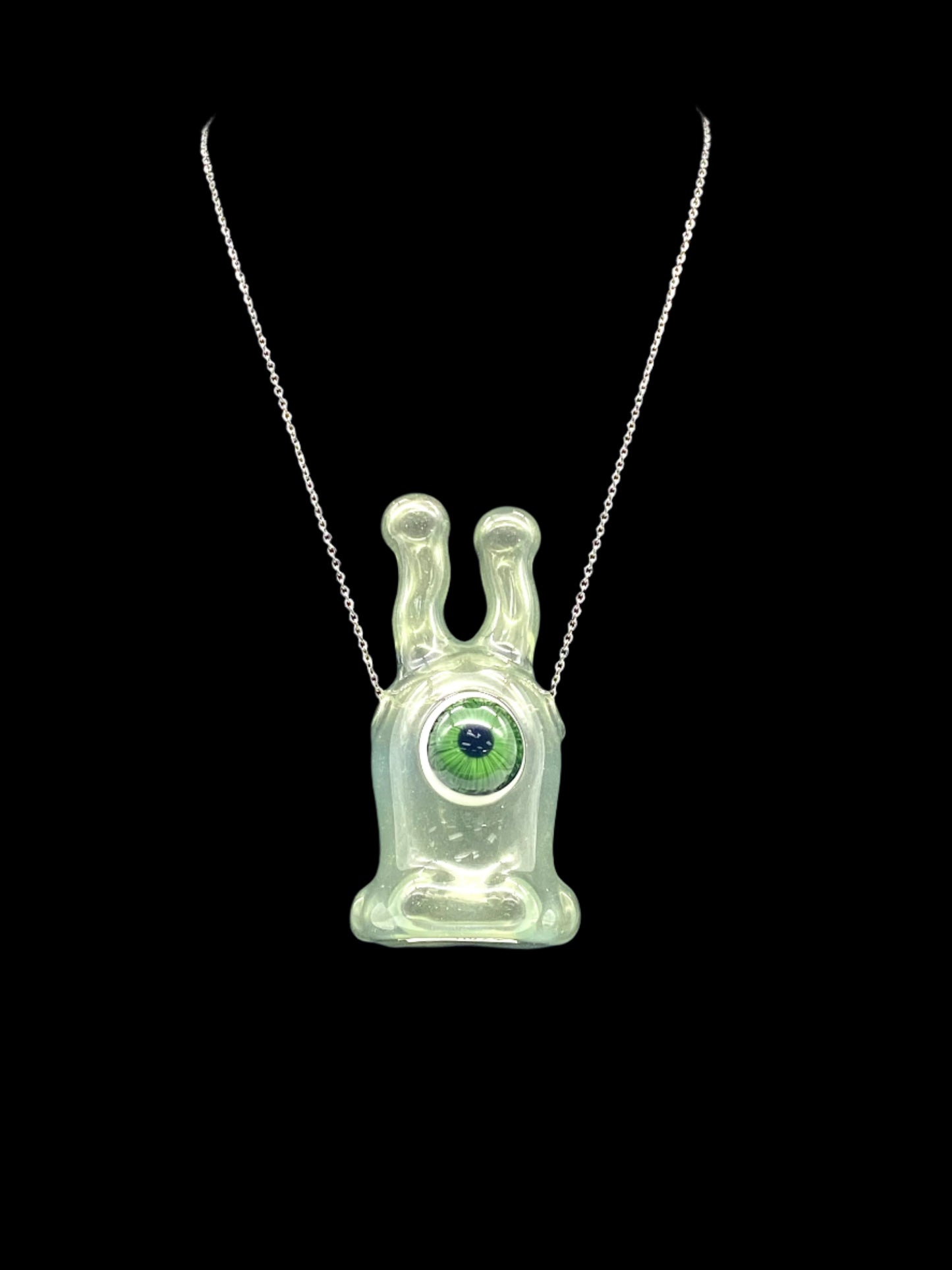 Drewbie Glass Pendant