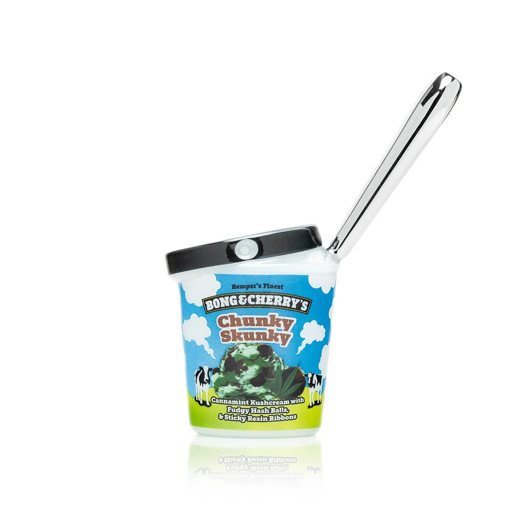 Hemper Bong & Cherry's Ice Cream Hand Pipe