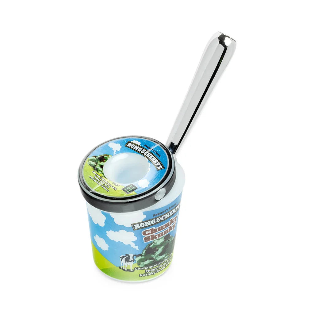 Hemper Bong & Cherry's Ice Cream Hand Pipe